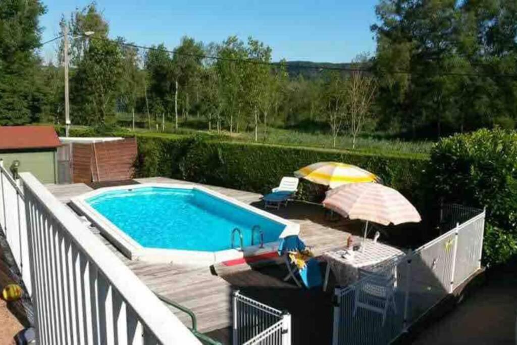 Maison/Gite Familial Dans Le Jura A 200M Du Lac Avec Piscine Privee Marigny  Eksteriør billede