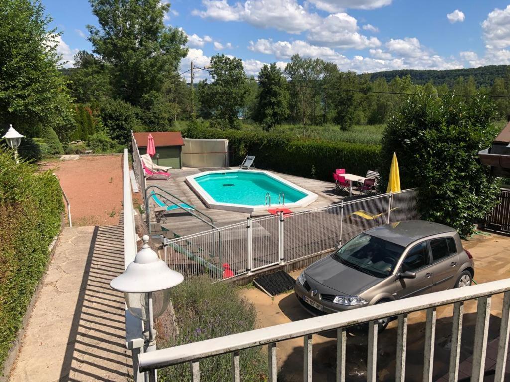 Maison/Gite Familial Dans Le Jura A 200M Du Lac Avec Piscine Privee Marigny  Eksteriør billede