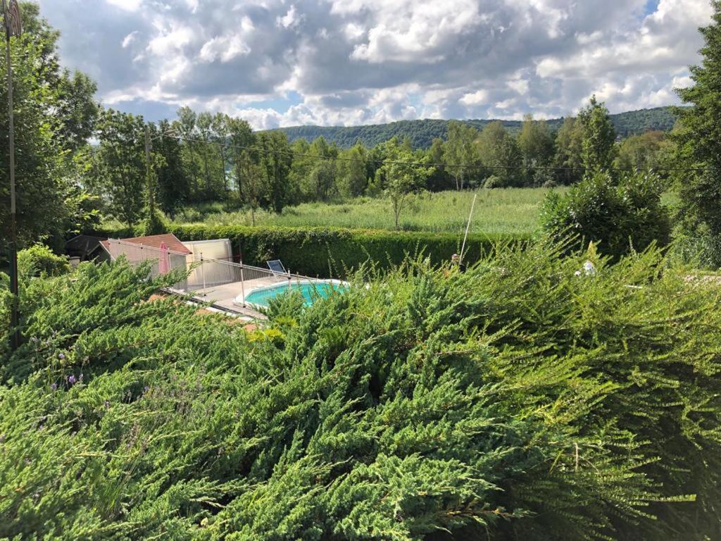 Maison/Gite Familial Dans Le Jura A 200M Du Lac Avec Piscine Privee Marigny  Eksteriør billede